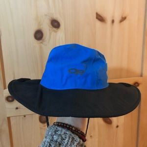 Outdoor Research kids’ wide-brimmed hat